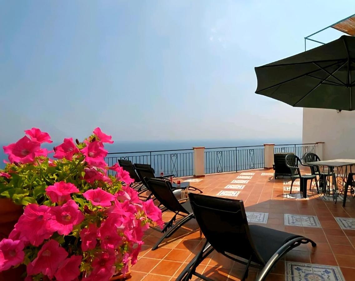 Terrazza Di Rosa - Sea View Villa Praiano Kültér fotó